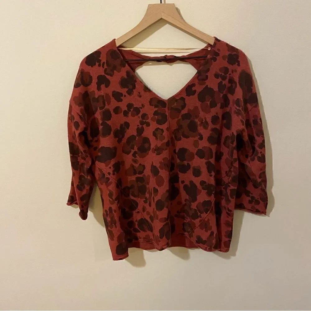 Democracy Cutout Back Leopard Sweater - Picture 2 of 8